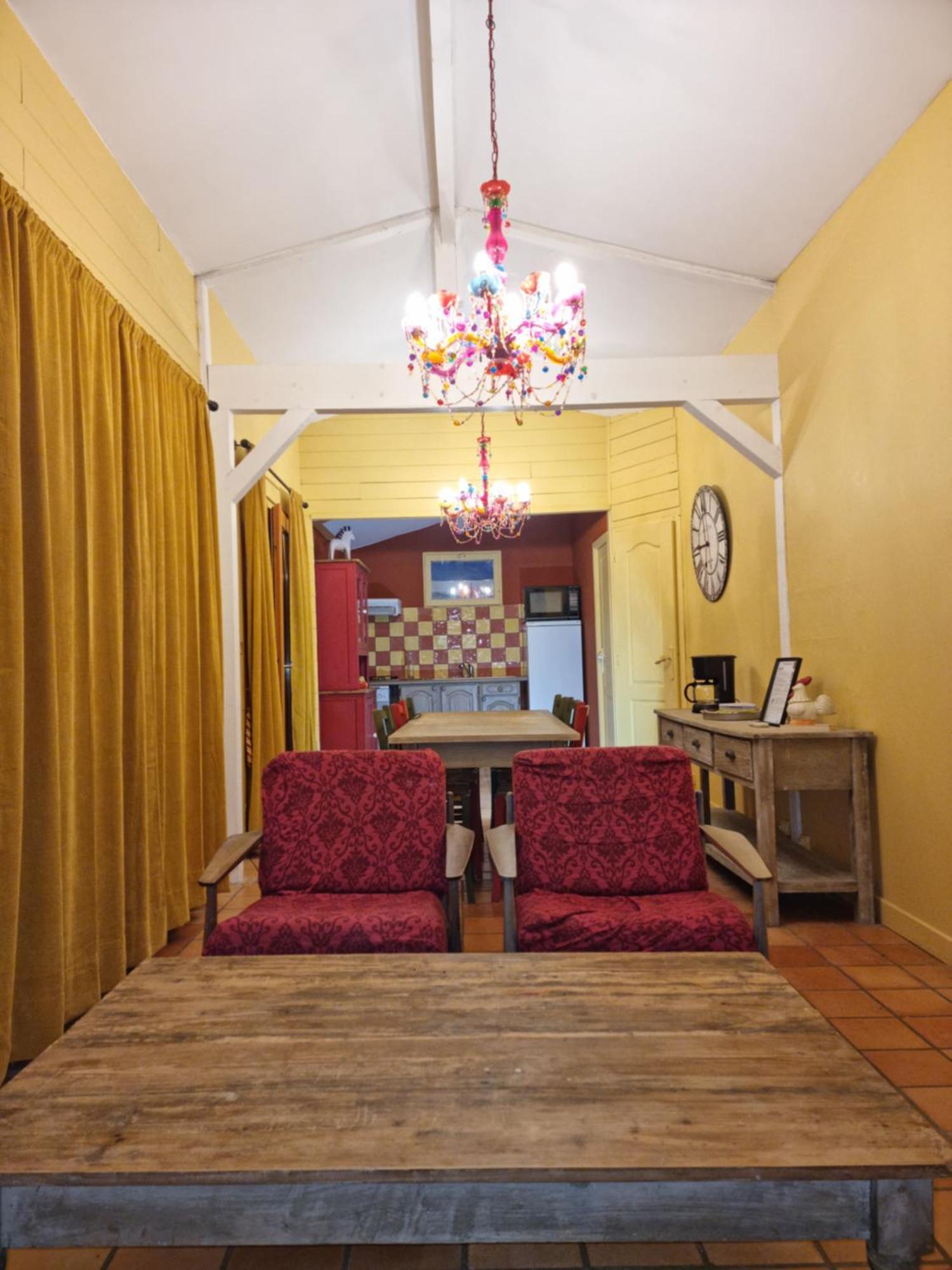 Pousterle De Sabran - Piscine & Hammam Appartement Kamer foto