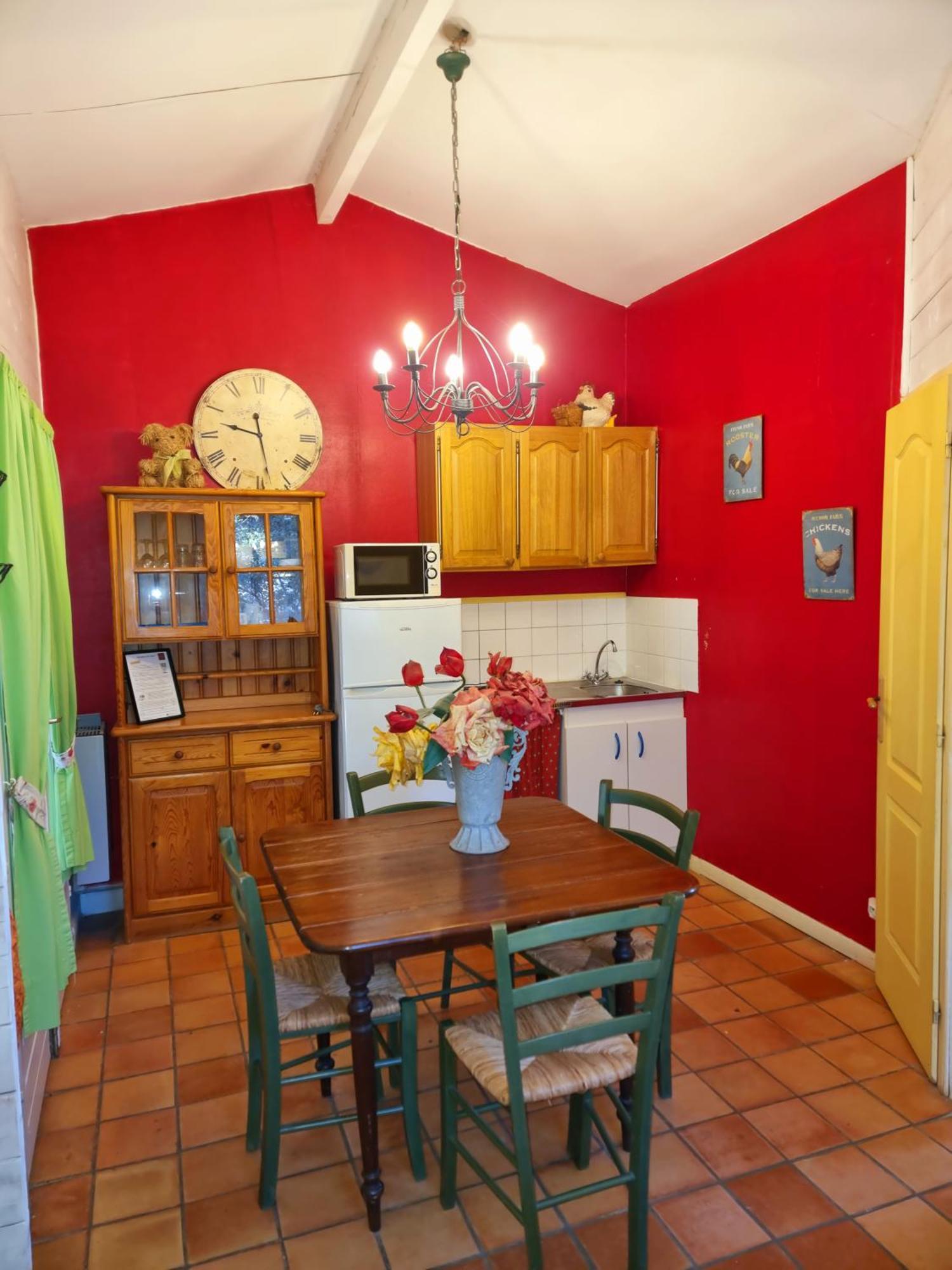 Pousterle De Sabran - Piscine & Hammam Appartement Buitenkant foto