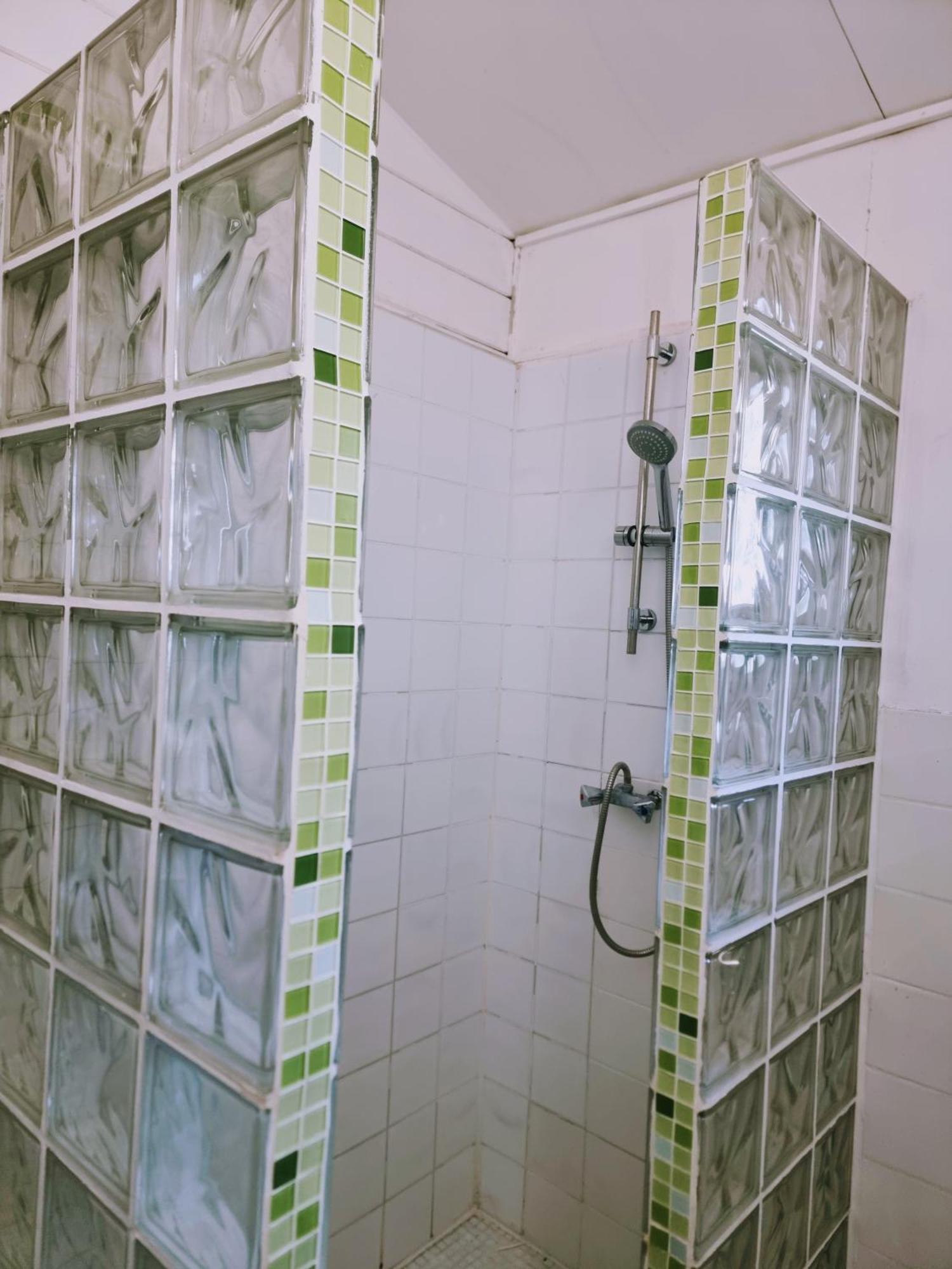 Pousterle De Sabran - Piscine & Hammam Appartement Kamer foto