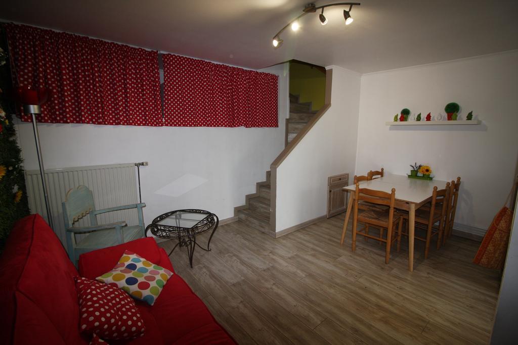 Pousterle De Sabran - Piscine & Hammam Appartement Buitenkant foto